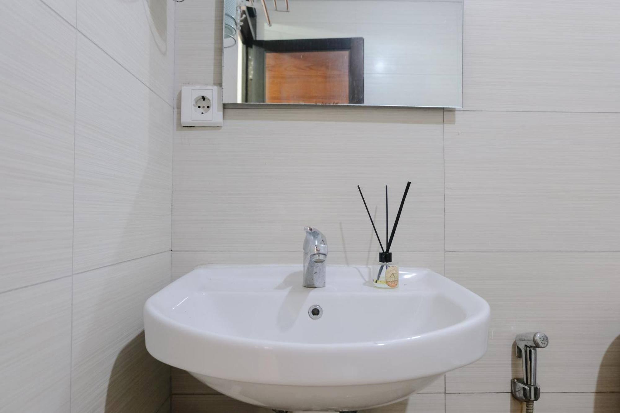 Good Choice 2br At Gateway Pasteur By Travelio Apartemen